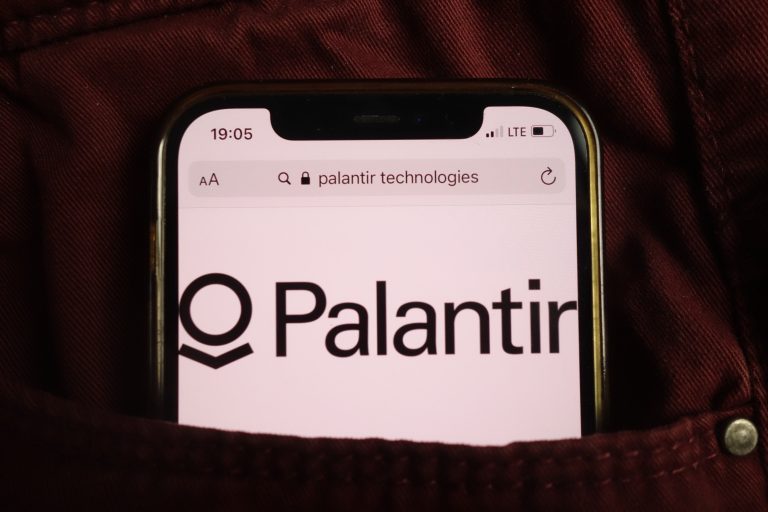 Palantir stock falls 7% amid sixth straight day of losses: analysts weigh revival prospects