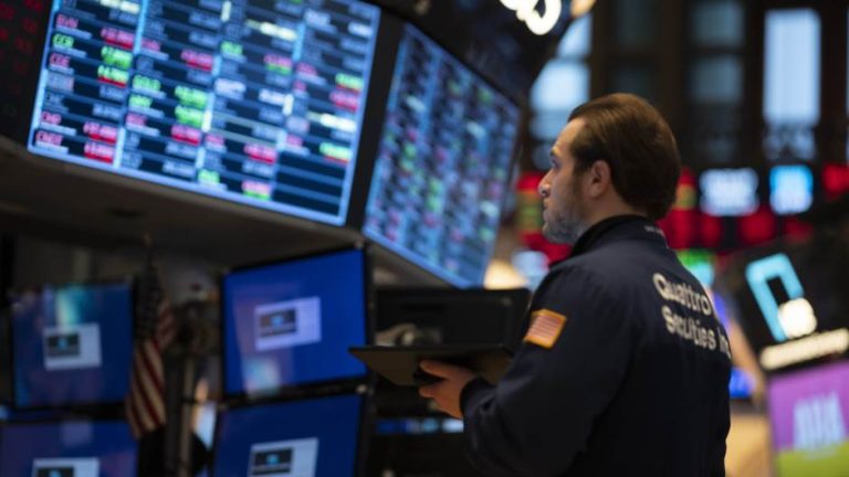 Citigroup’s bullish bet: S&P 500 target raised to 6,600 driven by AI, tax cuts